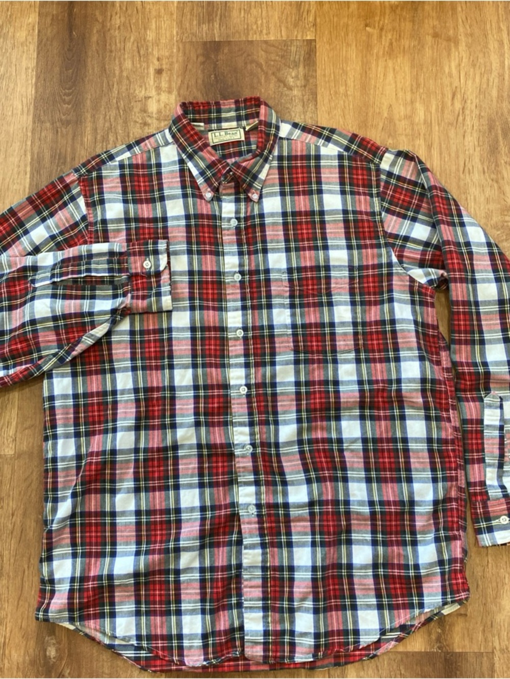Vintage L.L. Bean Flannel Shirt Mens Large Red Plaid Regular Fit Made in USA 90s - Picture 2 of 9